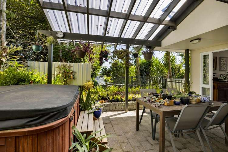 6 Mayfair Place Westown_7