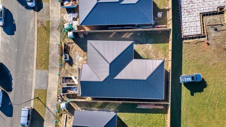 27 Falcons View Drive_5