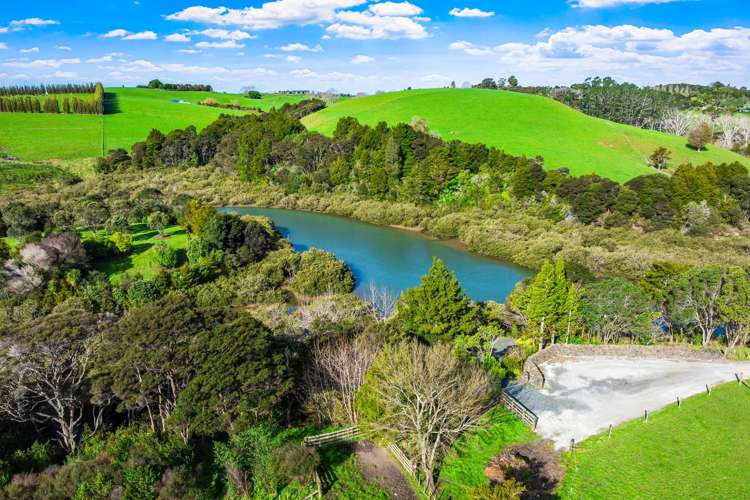 77 Sharp Road Matakana_15