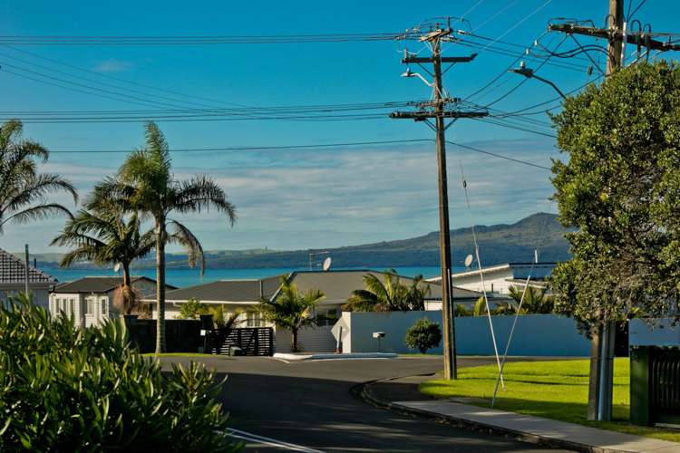 1 Marsh Avenue Forrest Hill_31