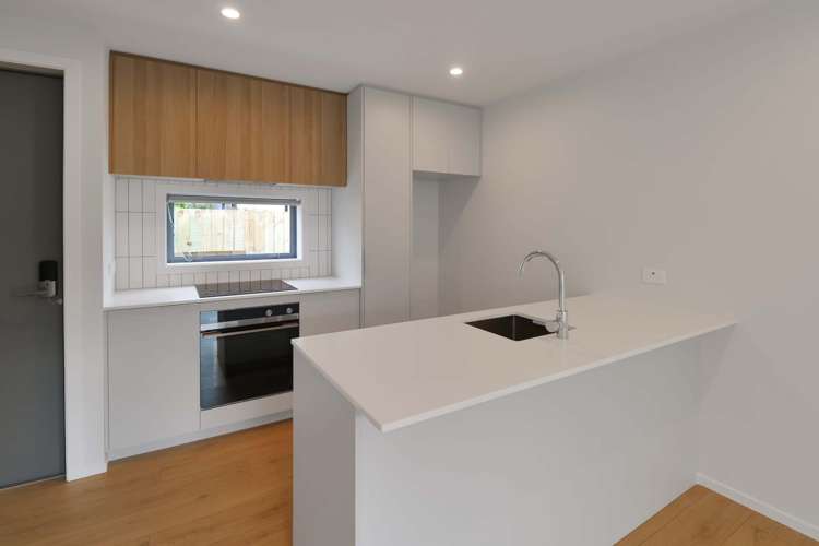 3/16 Sladden Street Naenae_3