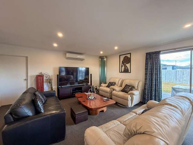 7 Kara Place 11213_3