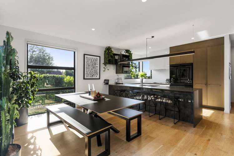15 Silverton Avenue_4