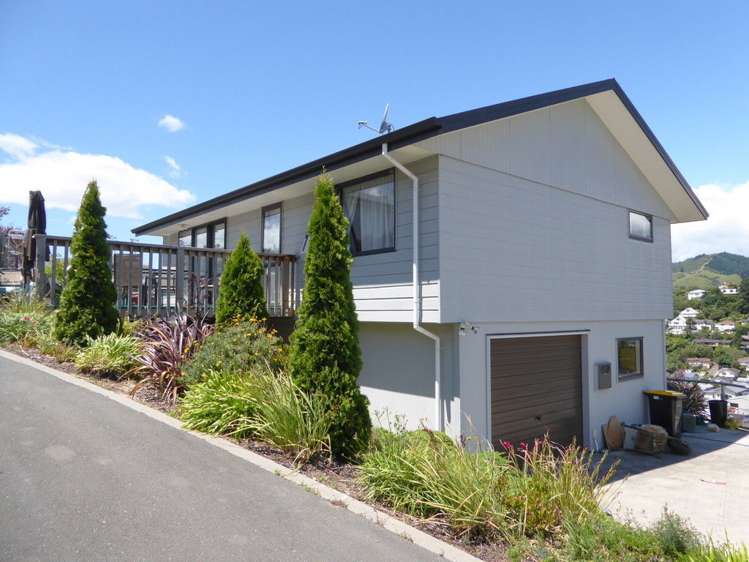 40 Saint Lawrence Street Toi Toi_1