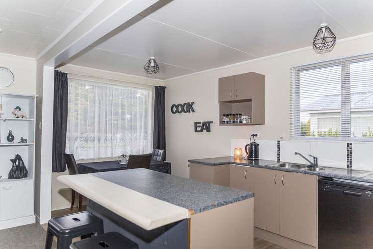 255 High Street Dannevirke_20