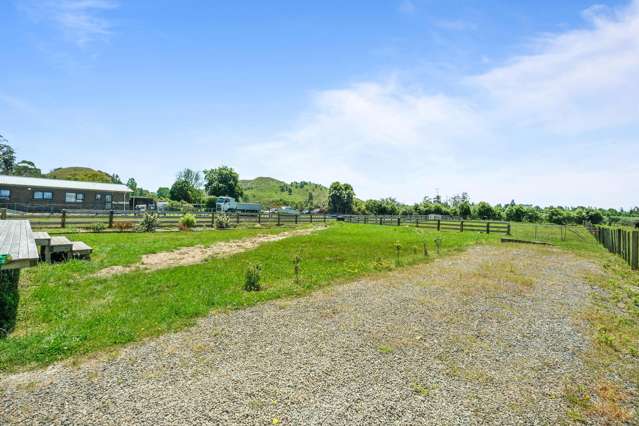 47 Banks Street Tolaga Bay_2