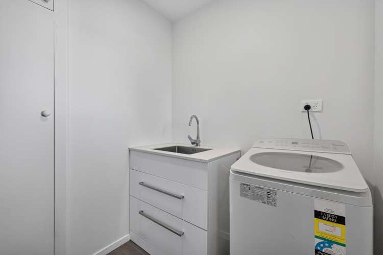 114 Rocking Horse Road Southshore_22