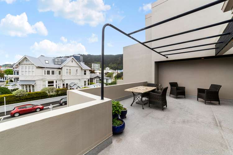 15/32 Hobson Street Thorndon_8