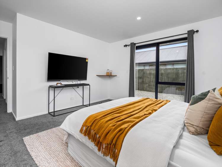 5 Gallop Lane Yaldhurst_12