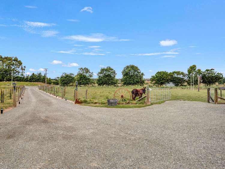 33B Devils Bridge Road Weston_28