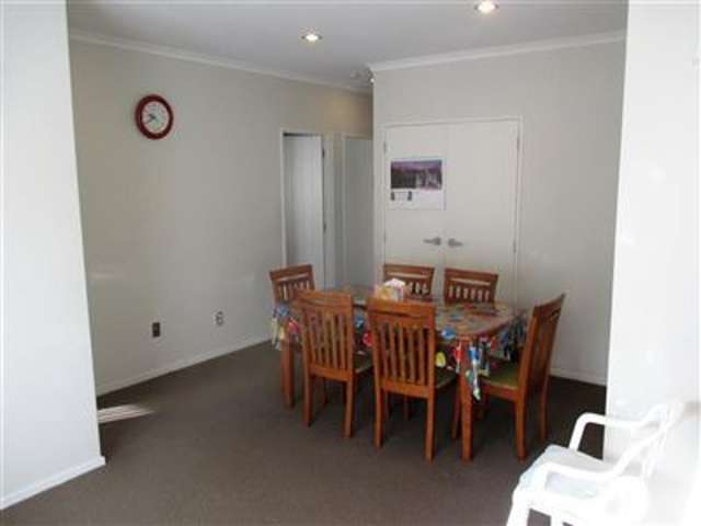 23 Arranmore Drive Flat Bush_3