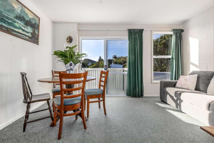 7/12 Thornley Street Titahi Bay_2