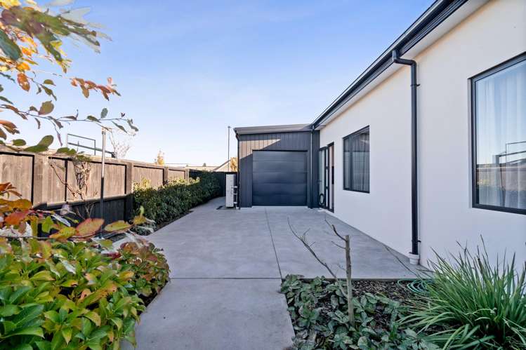 3 Veuve Drive Lincoln_26