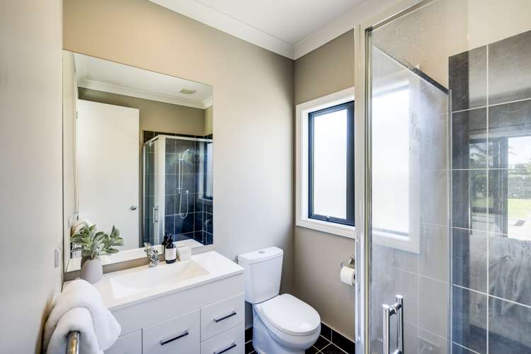 5 Squire Drive Awatoto_10