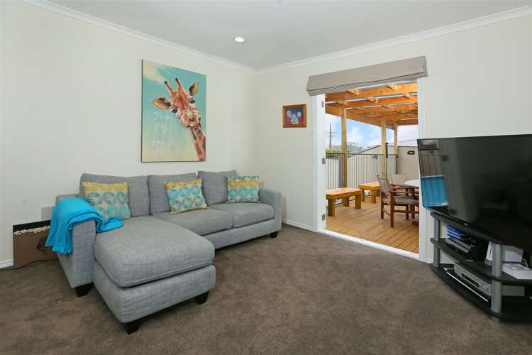 7 Geordie Street Henderson_9