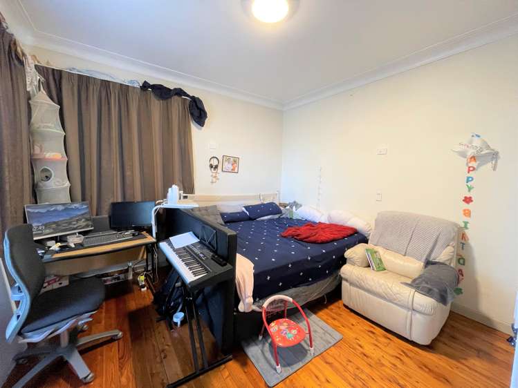 1/1 Hazel Avenue Mount Roskill_9