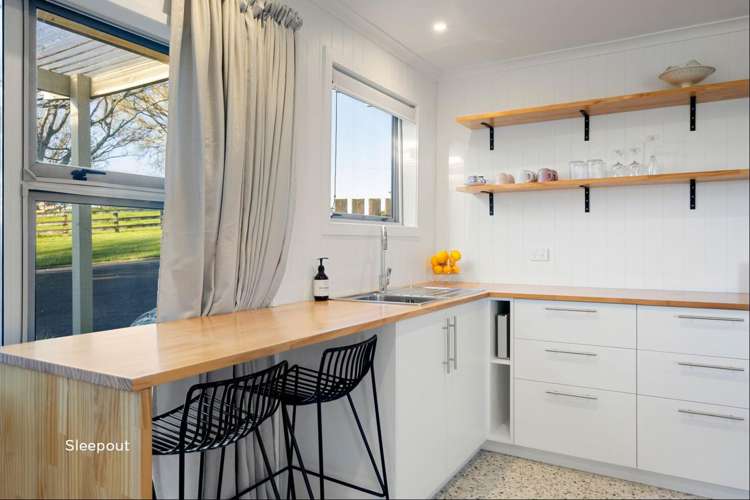 80 Robinson Road Rotoorangi_25