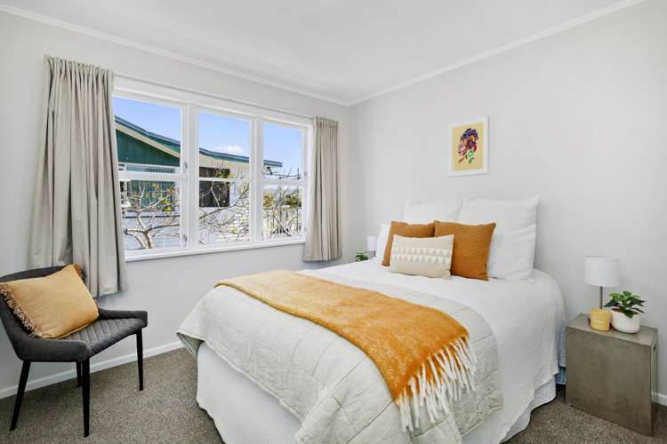 79 Driver Crescent Cannons Creek_11