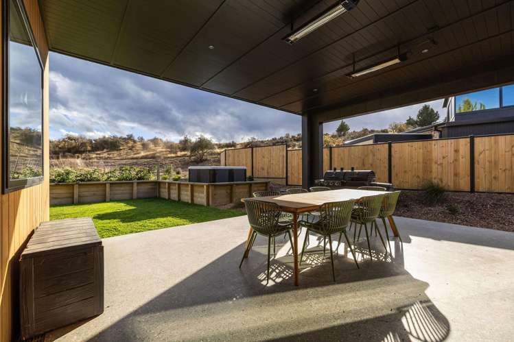 34 Friesian Close Jacks Point_11