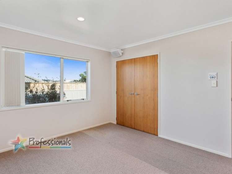 5 Esplanade Rise Coastlands_14