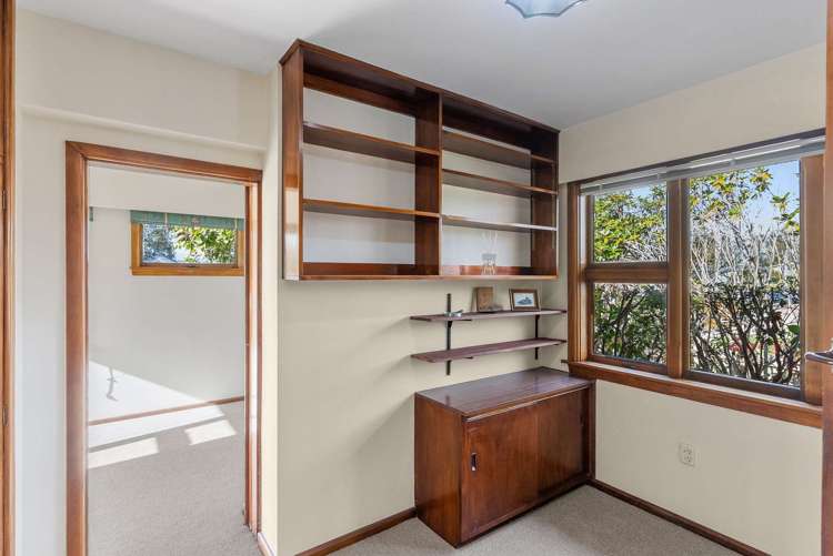 201 Gayhurst Road Dallington_11