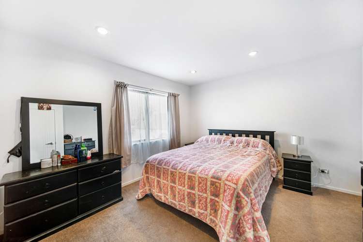 44 Pate Crescent Favona_10