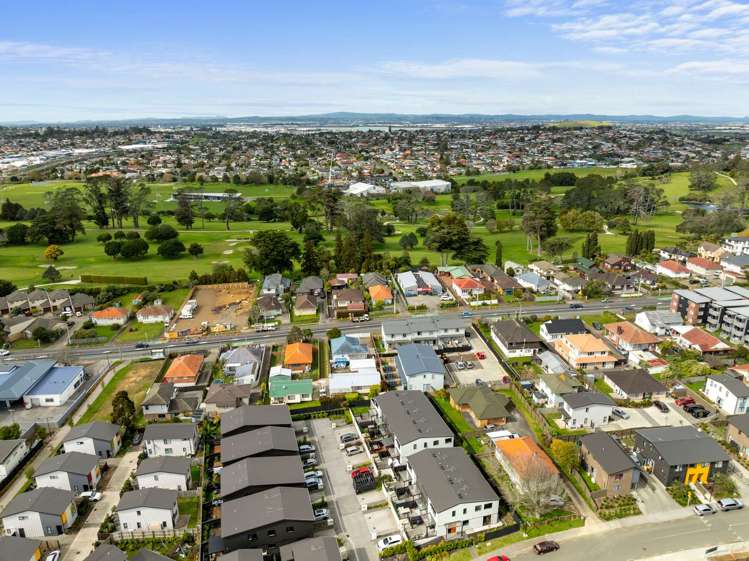 11 Ofanoa Lane Mount Roskill_19