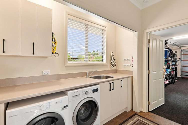 17 Orchard Grove East Taieri_17