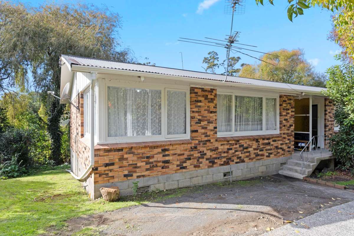 1208 New North Road_1