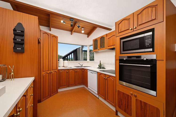 26 Rhinevale Close_3