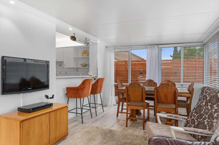 75 Appleby Crescent Burnside_5