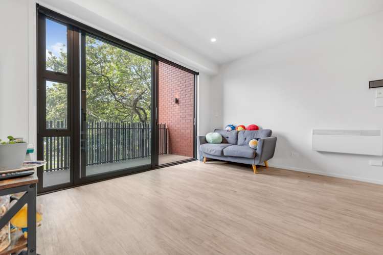 204/7b Hinaki Street Point England_12