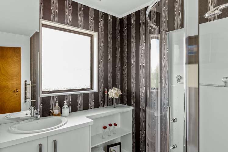 1/154 Tait Drive Greenmeadows_7