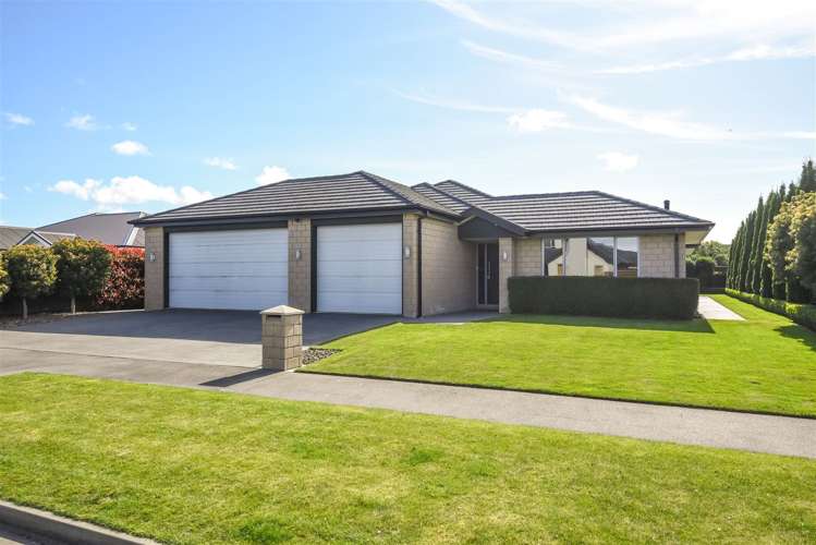 37 Mariposa Crescent Aidanfield_1