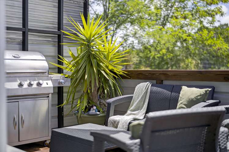 2/32A Helena Street Massey_10