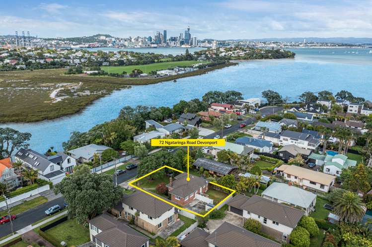 72 Ngataringa Road Devonport_30