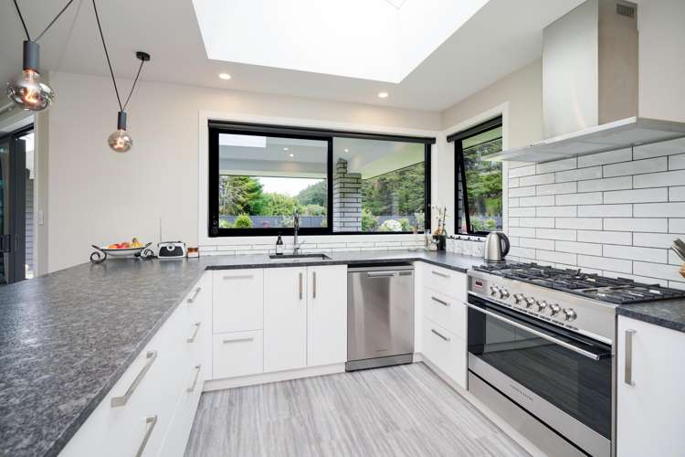 32 Lumsden Drive Waikiwi_8