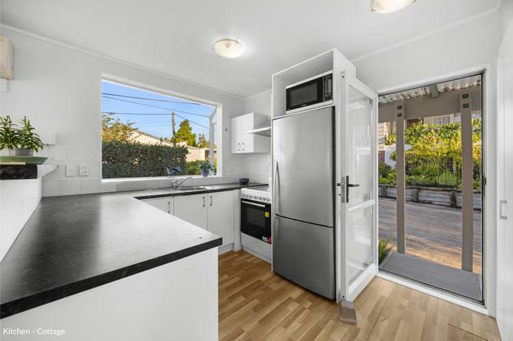 14 Sherwood Avenue Te Atatu South_18