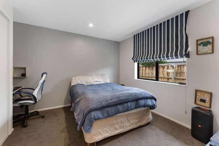 52 Sunline Avenue Lincoln_12