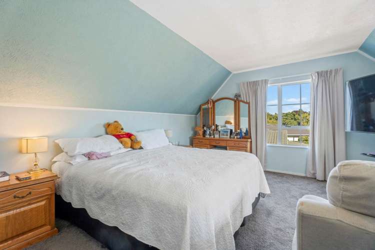 8 Evanda Crescent Conifer Grove_8