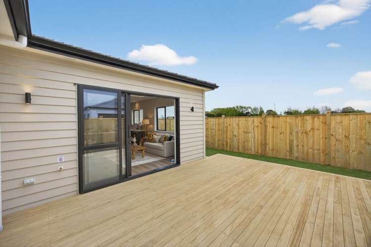 19 Tuwai Crescent Opaheke_24