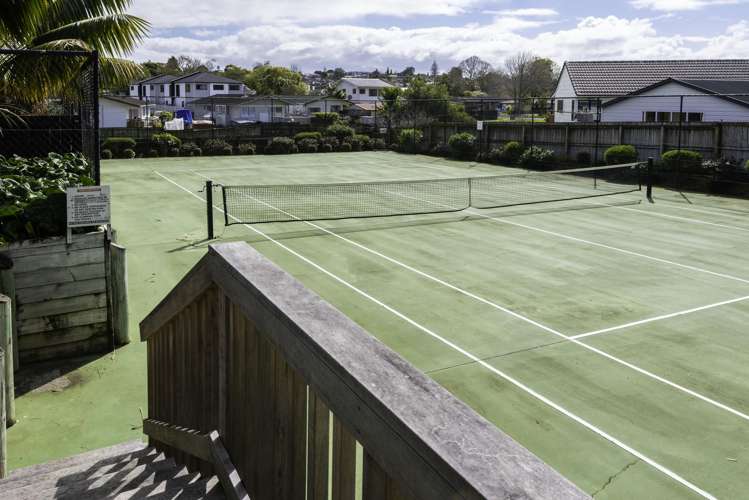 15 Gillett Place Botany Downs_24