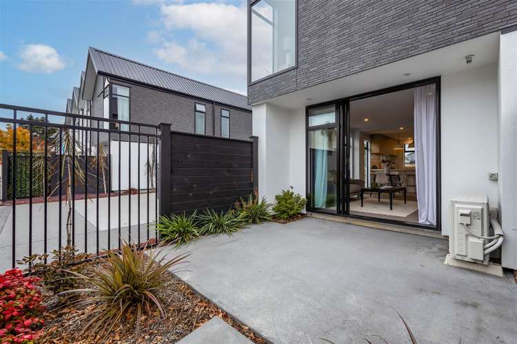 8/10 New Brighton Road Shirley_10