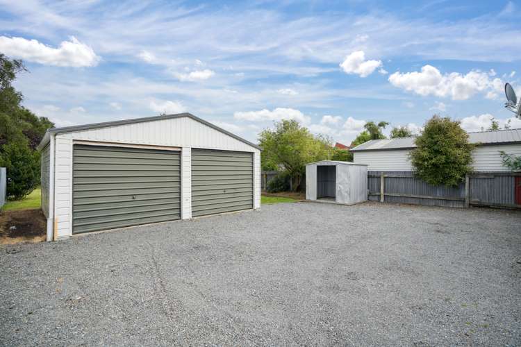 9 Avenal Street Avenal_25