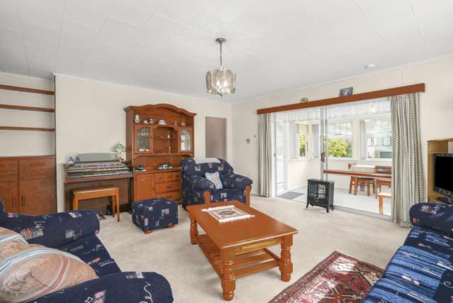 12 Dover Road Wainuiomata_4