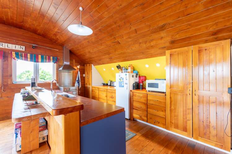 61 Akitio Esplanade Pongaroa_2