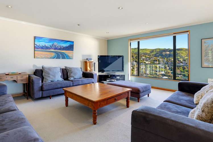 14 Settlers Hill Akaroa_8