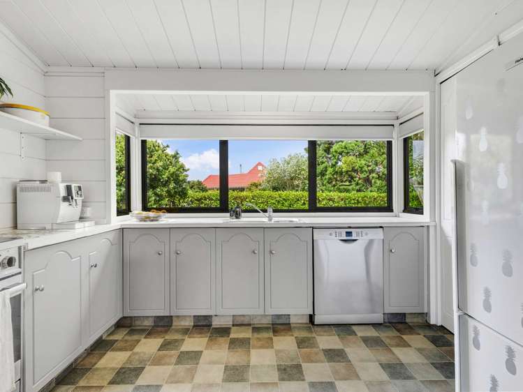 2 Kathleen Street Parkvale_1