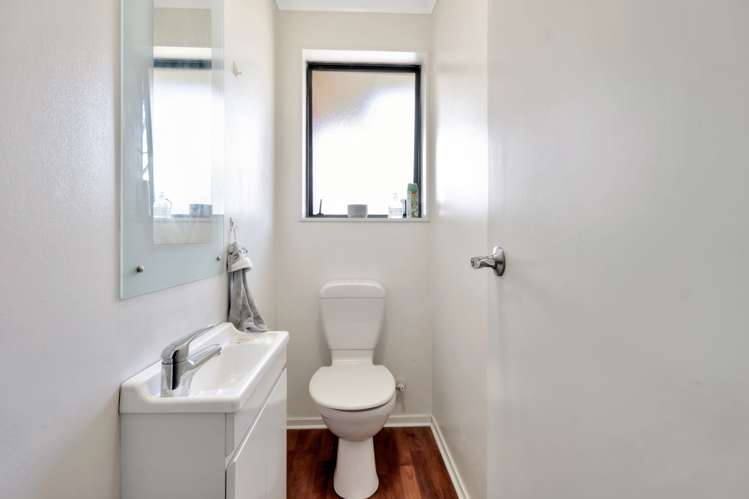 2/127 Coronation Road Papatoetoe_16