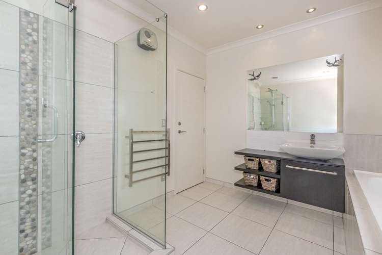20b Burwood Road Burwood_10